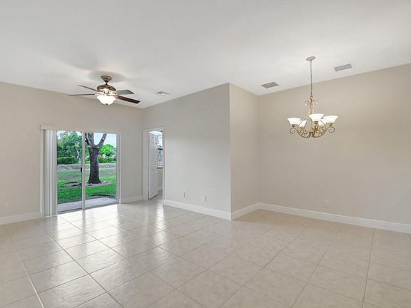 4th image of 3050 Grandiflora Drive