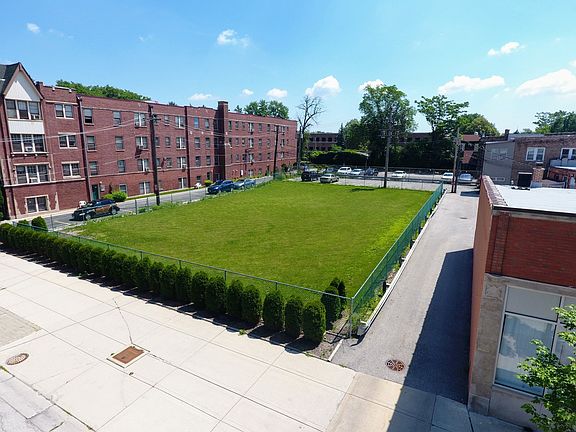 5th image of 17 N Brainard Ave