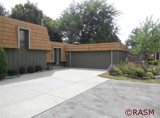 355 Doc Jones Ln, Mankato, MN 56001