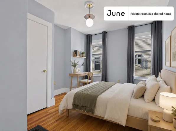 153 Murdock St #A, Brighton, MA 02135