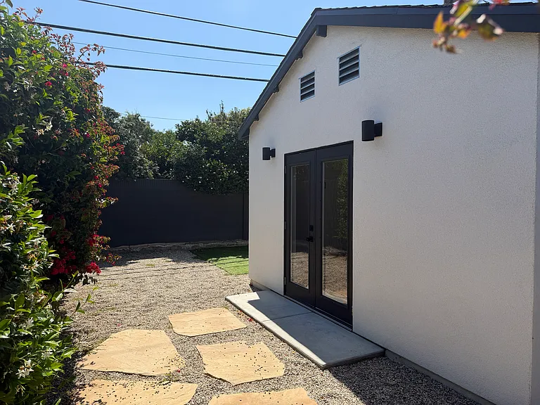 3618 Chesapeake Ave — Photo 1