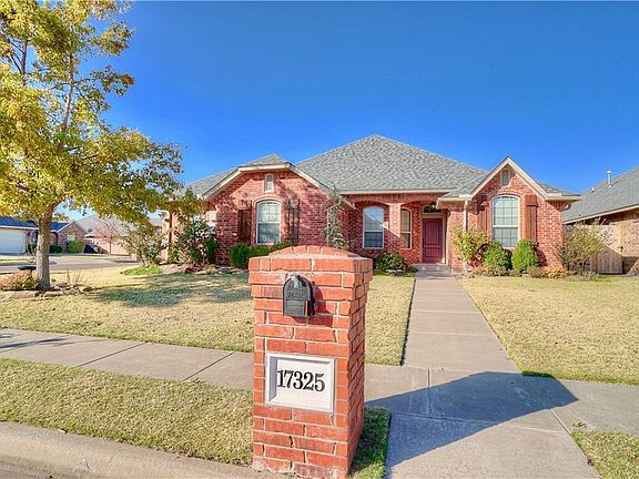 5th image of 17325 Avila Ln