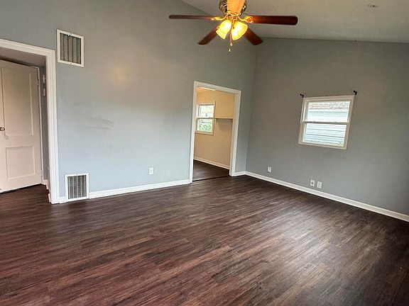 2nd image of 1609 Lawson Ave