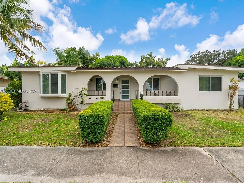 3950 NW 2nd Ter