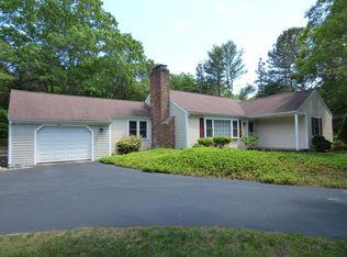 1415 Old Post Rd, Marstons Mills, MA 02648