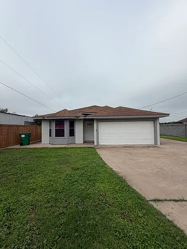 4304 W Rogers Rd Photo 1