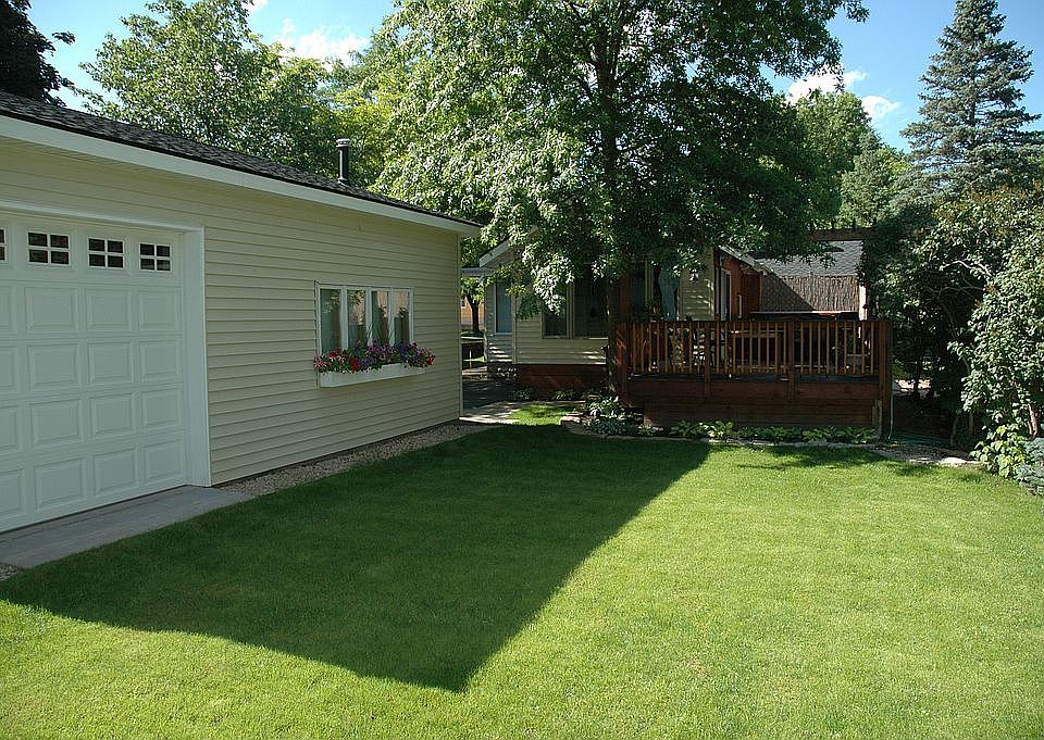 2nd image of 5905 W 34th St