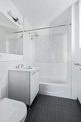 Rented by Greystar | media 8