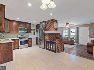 7407 Falmouth St, Springfield, VA 22150