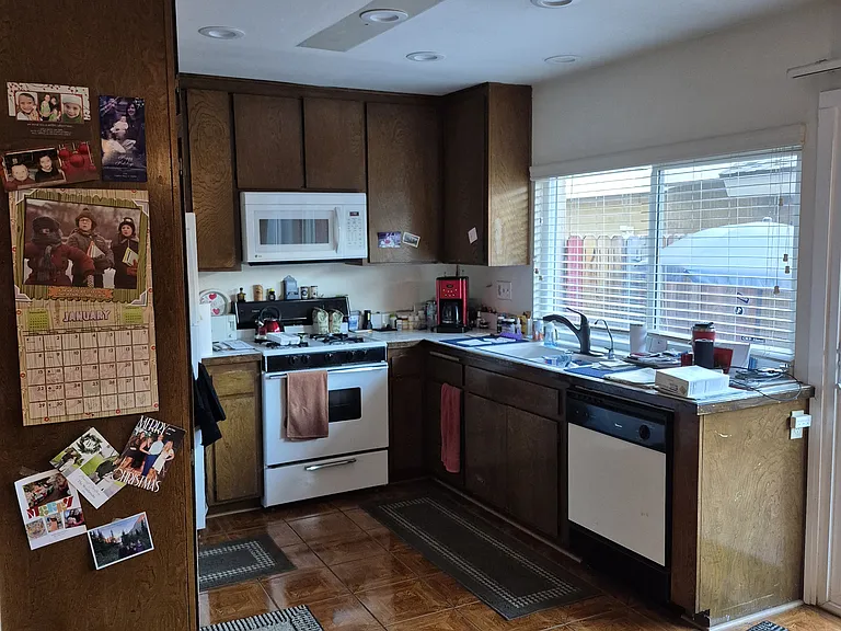 2485 Bow Cir — Photo 6