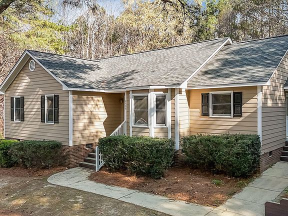 2nd image of 2908 Livery Way