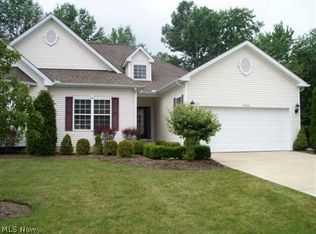 9003 Arden Dr, Mentor, OH 44060