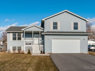 1856 Laverne Dr, Sandwich, IL 60548