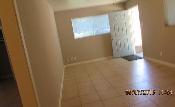 3rd image of 1308 E 52nd St #A