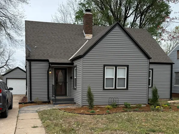401 S 8th St, Ponca City, OK 74601