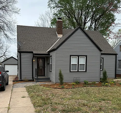 401 S 8th St Photo 1