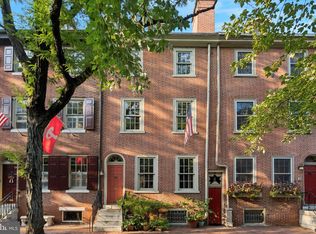 515 Delancey St, Philadelphia, PA 19106