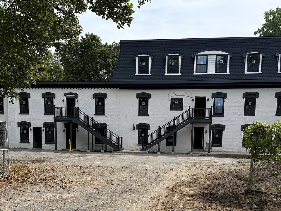 42 Johnston Ave #5