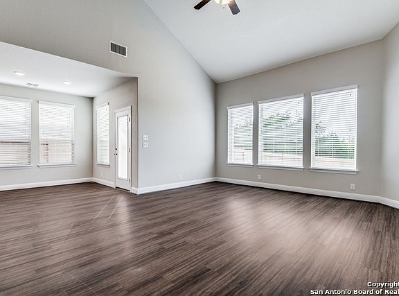 3rd image of 24706 Malta St