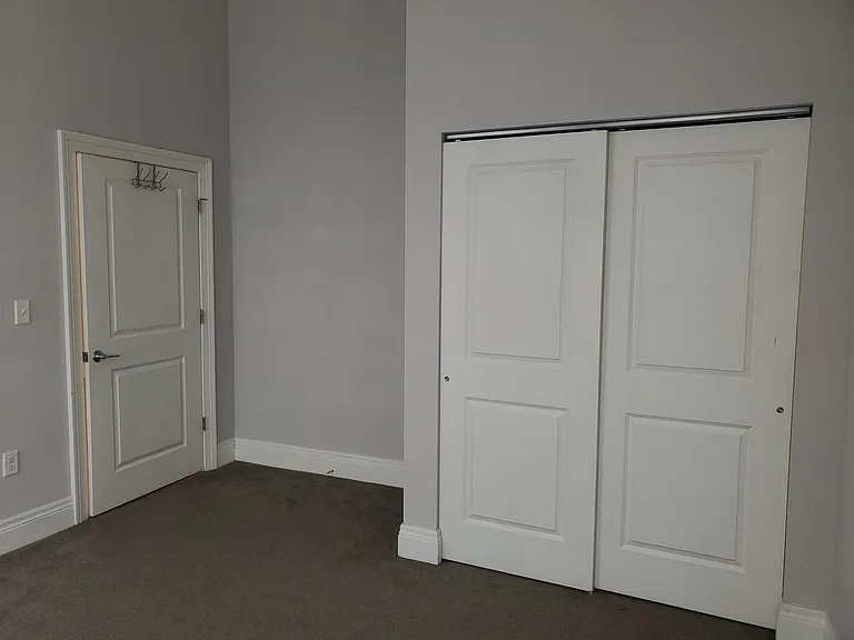 3755 Lindell Blvd #2C — Photo 31