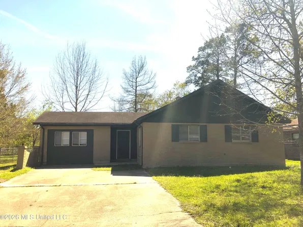2619 Ridgeway Dr, Gautier, MS 39553
