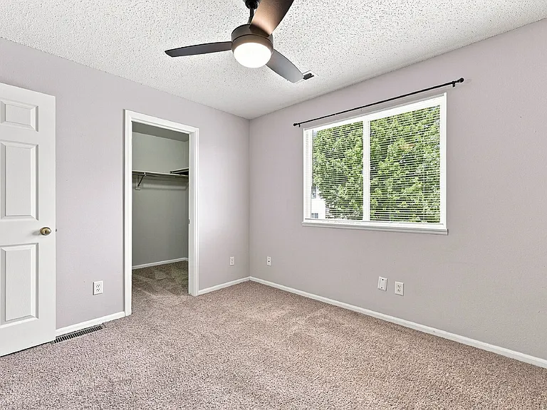 9468 Pony Gulch Way — Photo 20