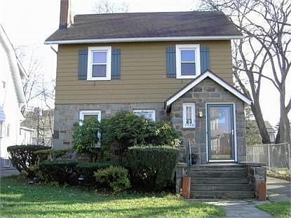 1st image of 172 College Pl