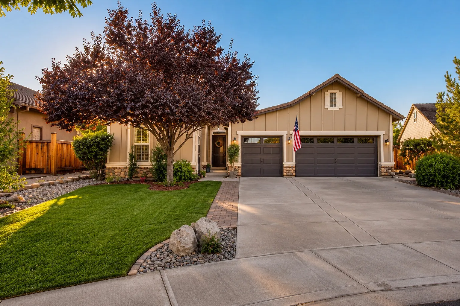 3310 Ten Mile Dr — Photo 1