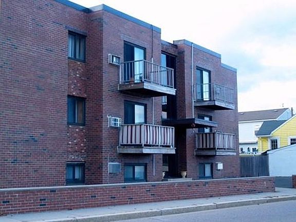 2nd image of 222 Winthrop Shore Dr APT 10