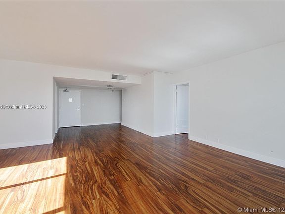 4th image of 1200 West Ave APT 807