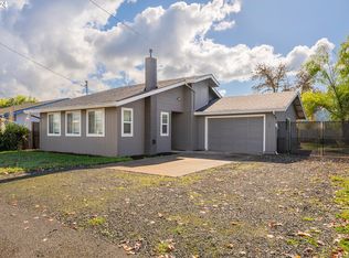 200 Valentine Ave, Sutherlin, OR 97479