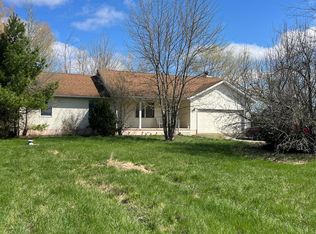 6580 Holcomb Rd, Pemberville, OH 43450