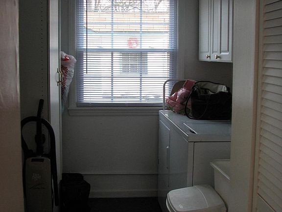 2nd image of 15732 Mina Ave