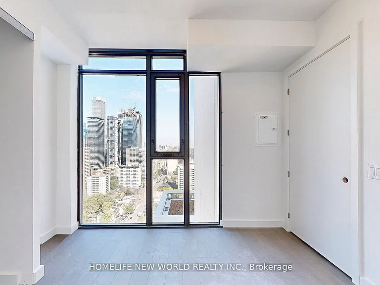 81 Wellesley St E #2504 — Photo 8