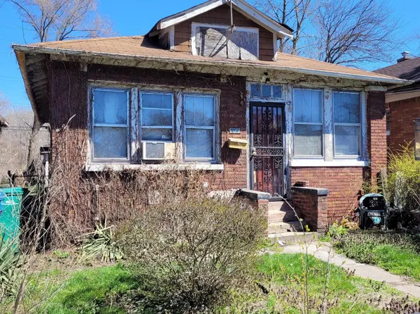 1747 Hayes St, Gary, IN 46404