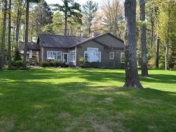 3rd image of 9526 Fowler Ln NW