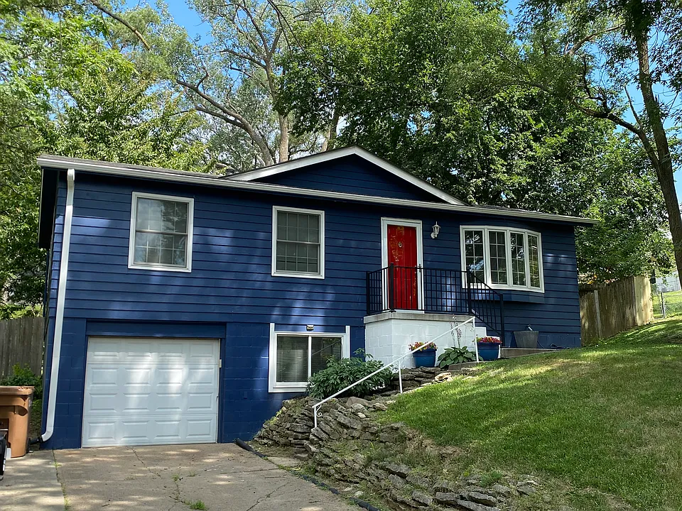 801 Terrace Ave