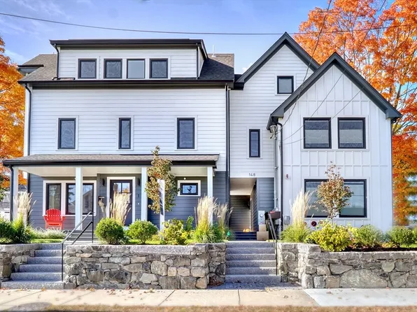 148 Myrtle St Floor 1, Melrose, MA 02176