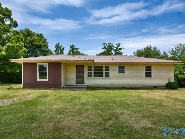 2640 Mobbs School Rd, Union Grove, AL 35175