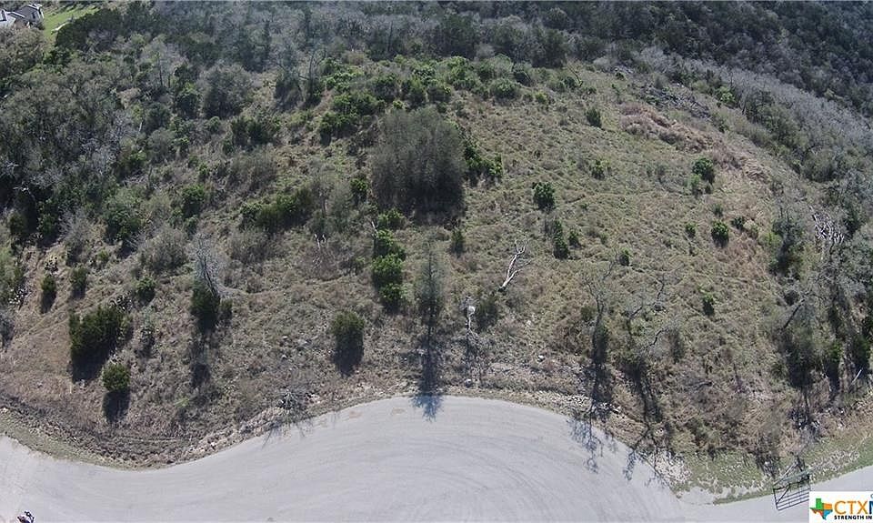 1st image of 479 Pin Oak Trl