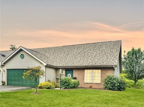 4321 Steuben Woods Dr, Steubenville, OH 43953