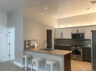 4951 SW 38th Way #0, Fort Lauderdale, FL 33312