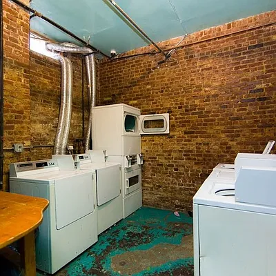 Rented by Nooklyn NYC LLC | media 40