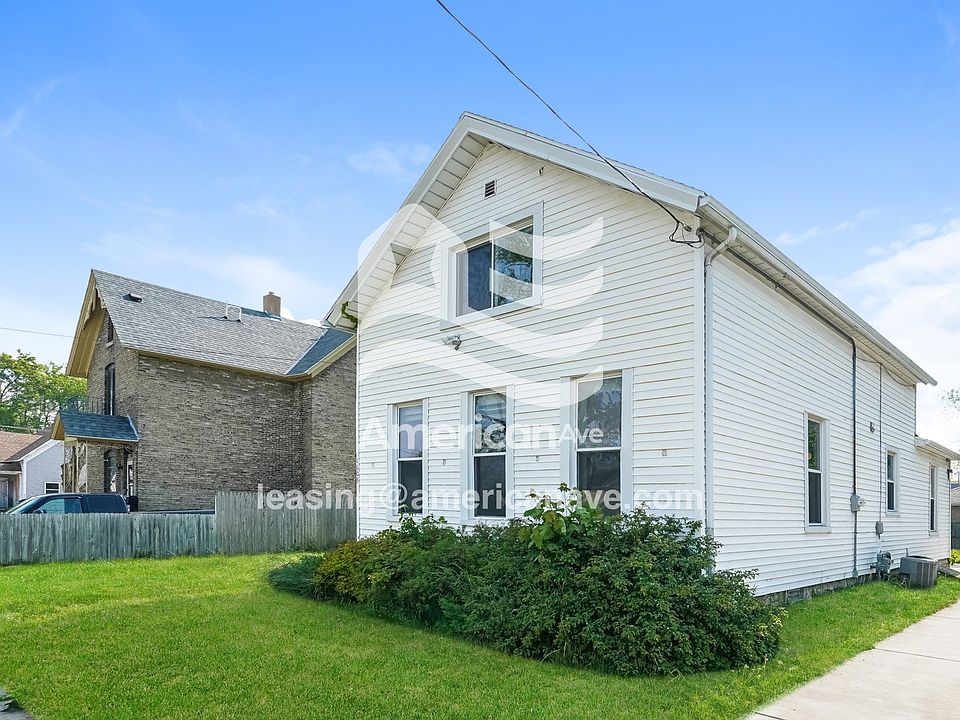 1581508_000_front_view_1.jpg