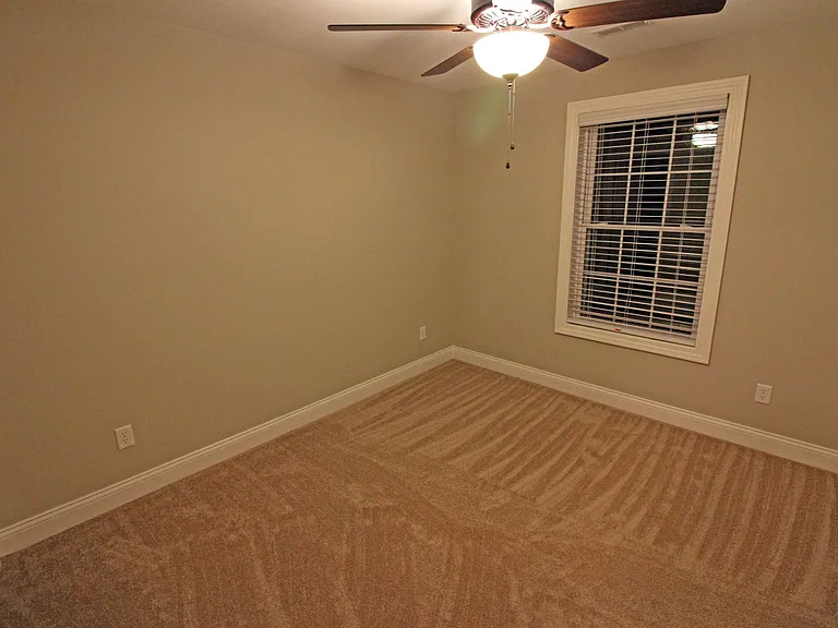 1512 E Halo Dr — Photo 16