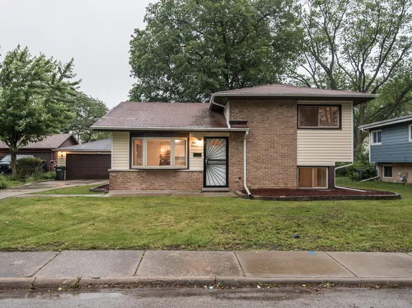 111 Algonquin St, Park Forest, IL 60466