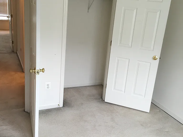 5811 Pearson La — Photo 10