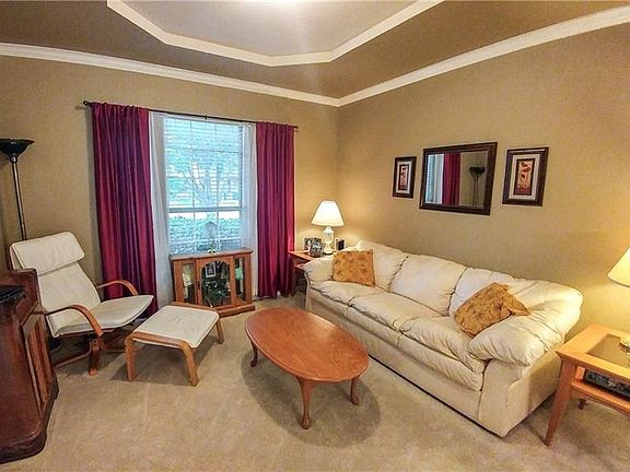 4th image of 11713 Crystal Falls Dr