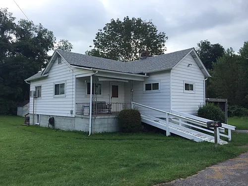 39 Amasa Ave Photo 1
