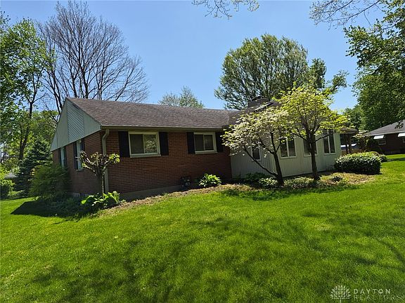 3rd image of 1072 Firewood Dr